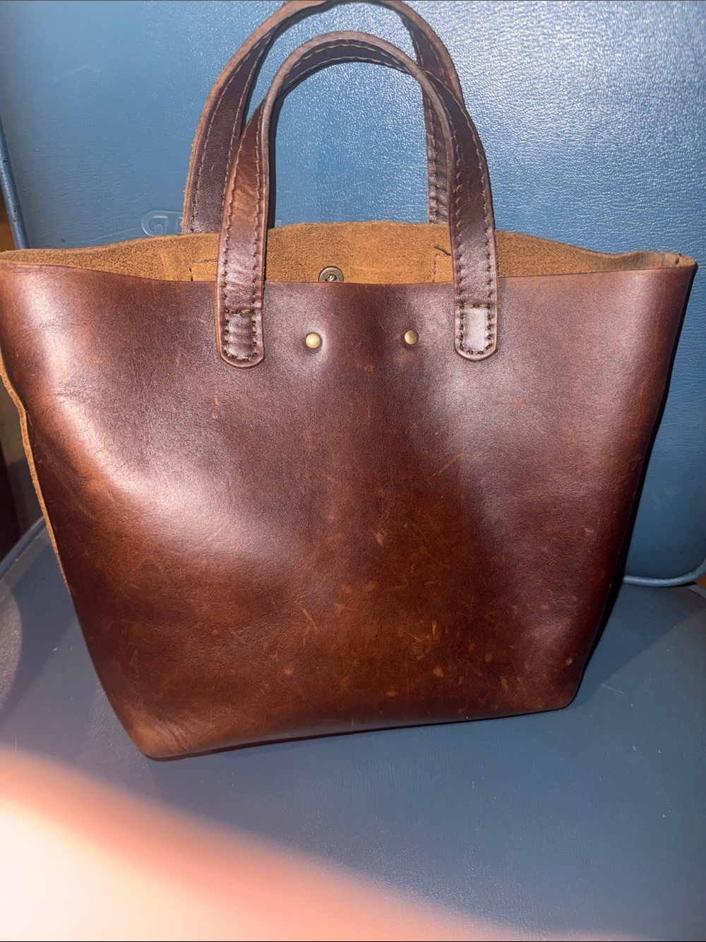 Portland Brown Leather Tote with Front Pocket and shoulder strap. - Picture 4 of 6